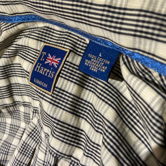 T. Harris London Button-up Shirt Size L - Picture 5 of 6